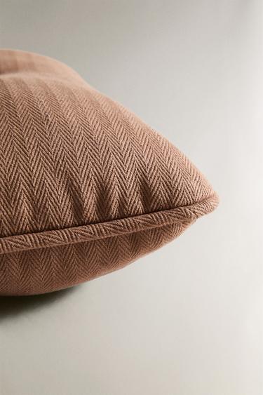 TEXTURED COTTON CHAIR CUSHION - Pink by Zara - Image 2