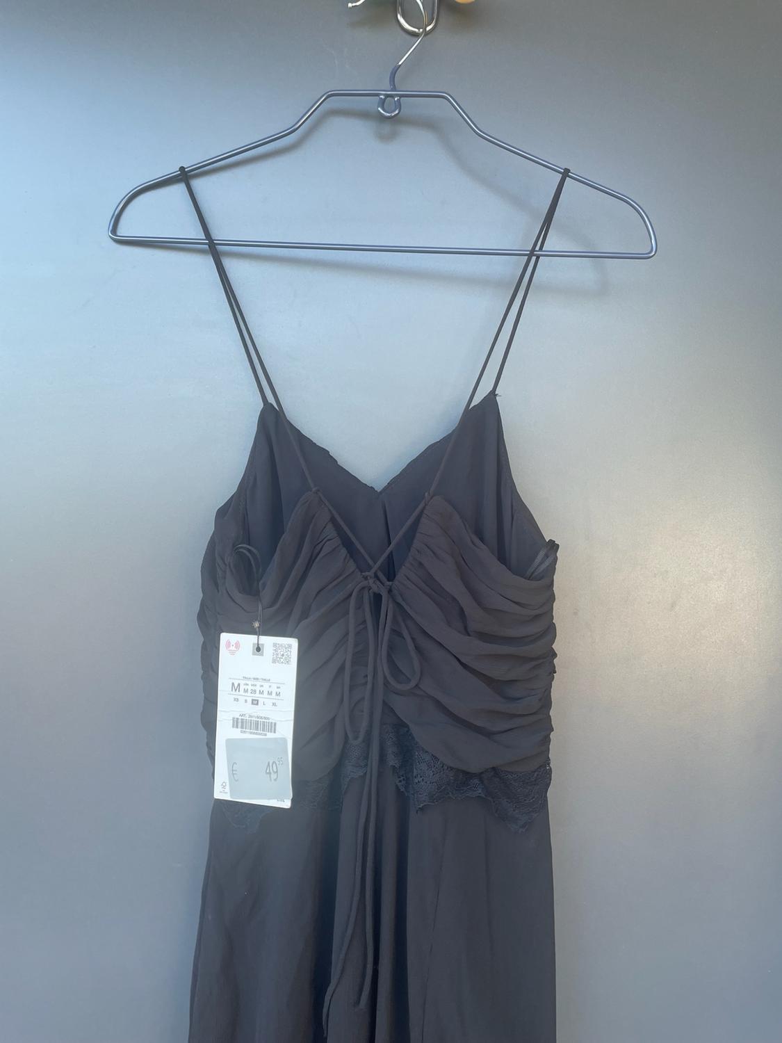 ΜΙΝΤΙ ΦΟΡΕΜΑ ΣΕ ΣΤΥΛ LINGERIE - Image 2