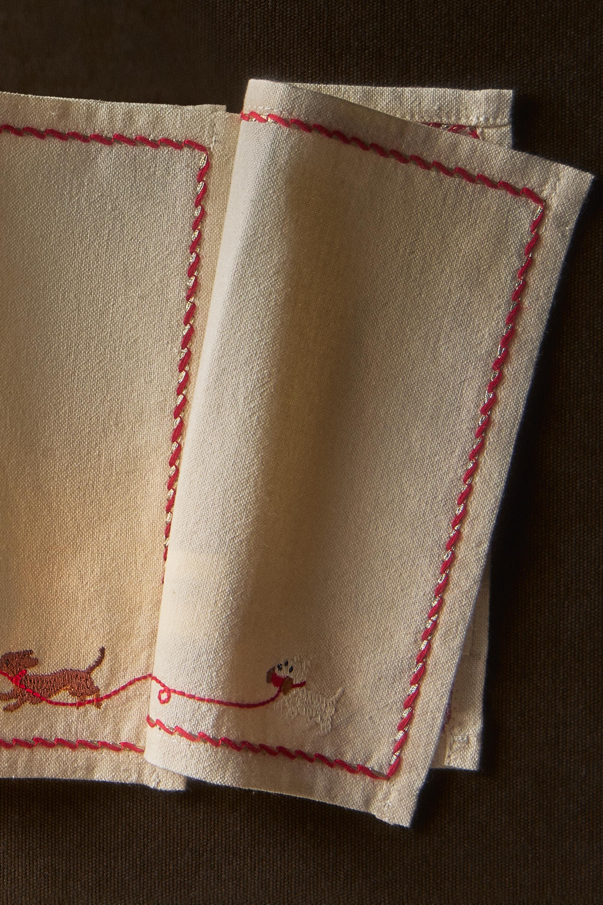 CHRISTMAS COCKTAIL NAPKIN PACK (PACK OF 4)