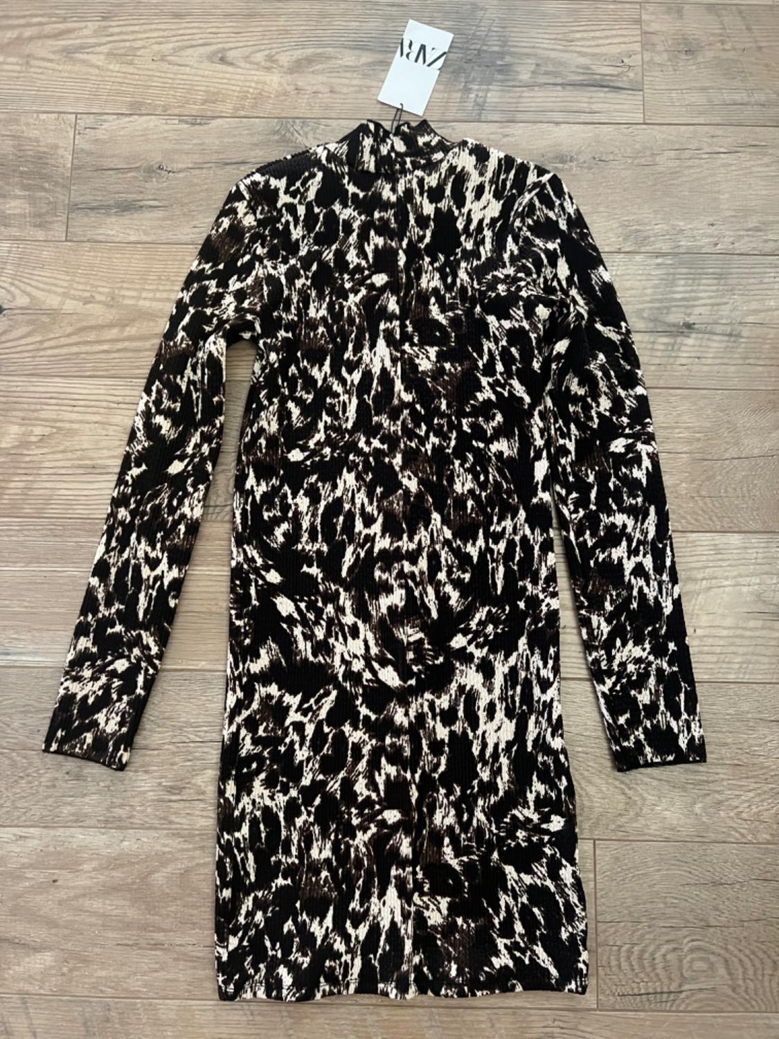 PRINTED JACQUARD DRESS - Image 2