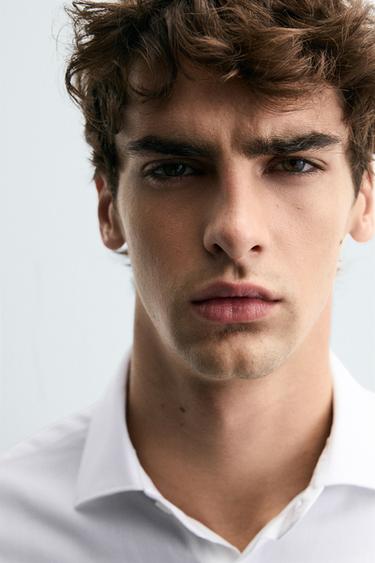 REGULAR FIT TEXTURED SHIRT - White by Zara - Image 4
