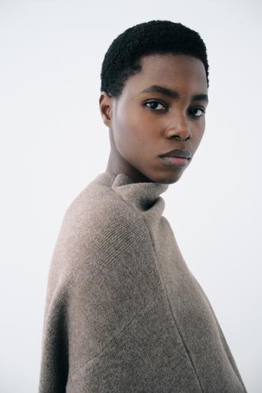 MANTEAU COURT EN MAILLE AVEC ÉCHARPE - Marron / Taupe de Zara - Image 3