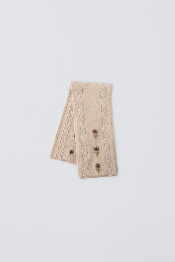 EMBROIDERED FLOWER KNIT SCARF taupe brown ZARA Canada