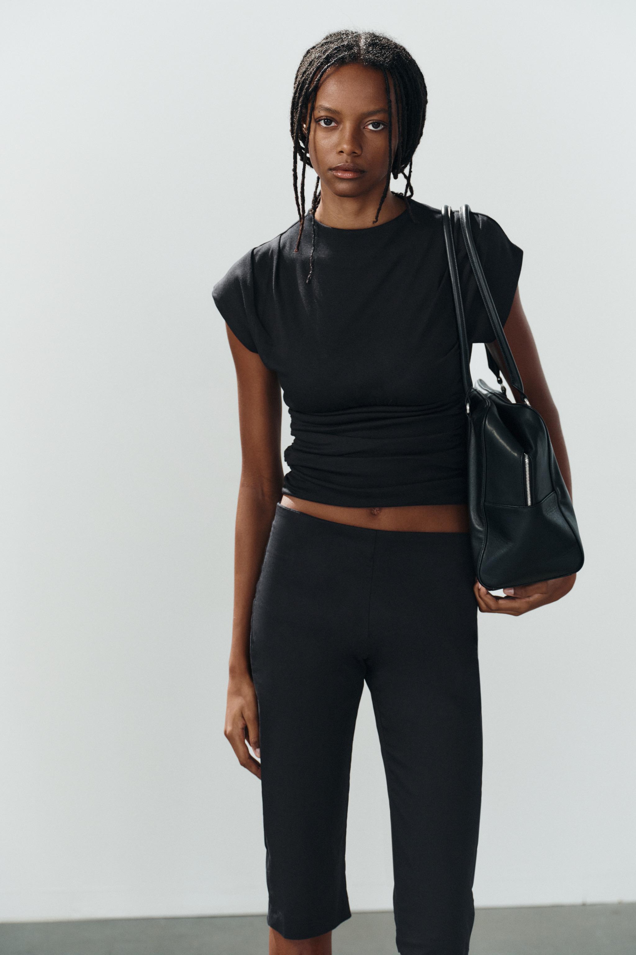 GATHERED SASH TOP — Black