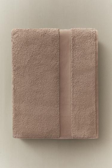 SERVIETTE DE BAIN COTON PREMIUM (600 g/m²) - Beige foncé de Zara - Image 6
