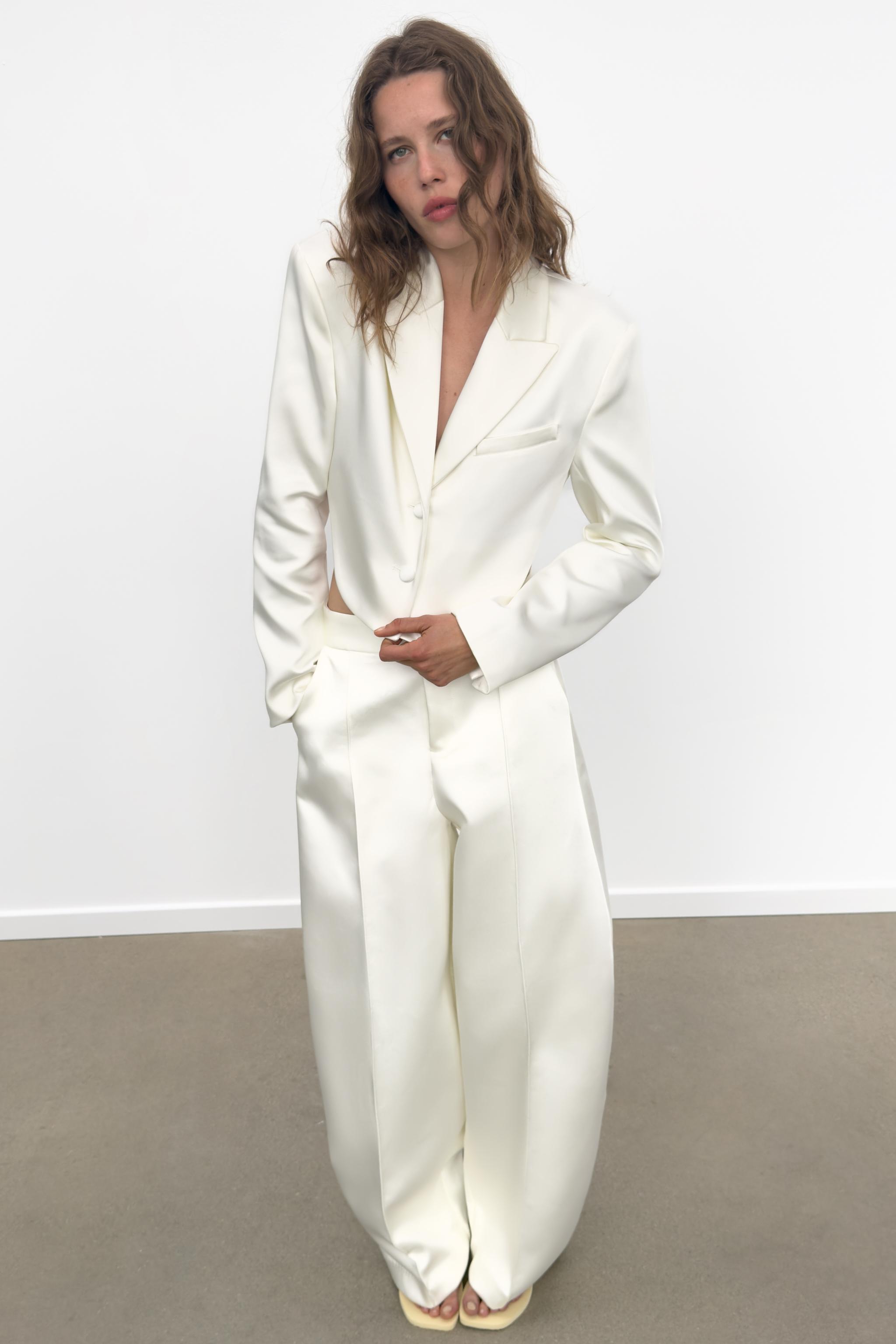 SATIN EFFECT CROP BLAZER WITH BACK VENT - Oyster-white | ZARA