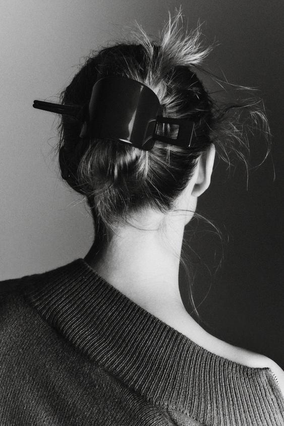 ACETATE HAIR CLIP - Brown by Zara - Image 3