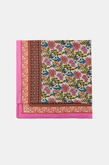 FLORAL PRINT SCARF - Pink by Zara