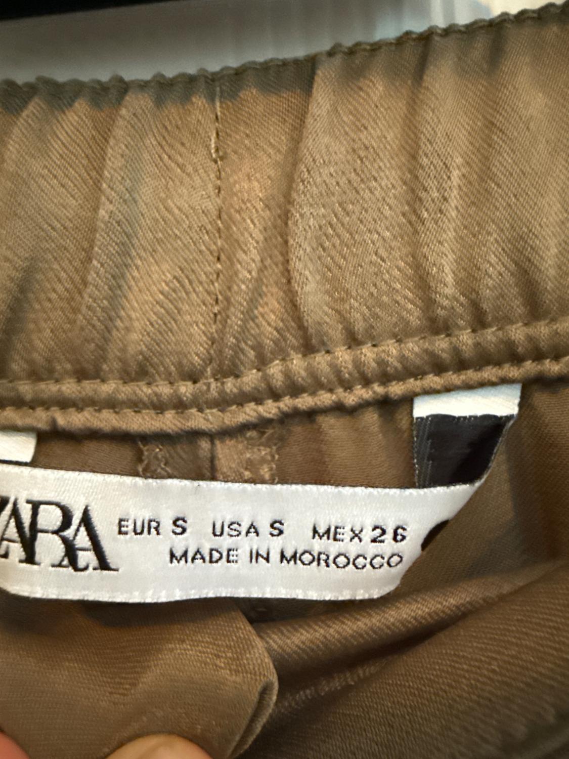 PANTALÓN SATINADO LAZADAS - Image 3