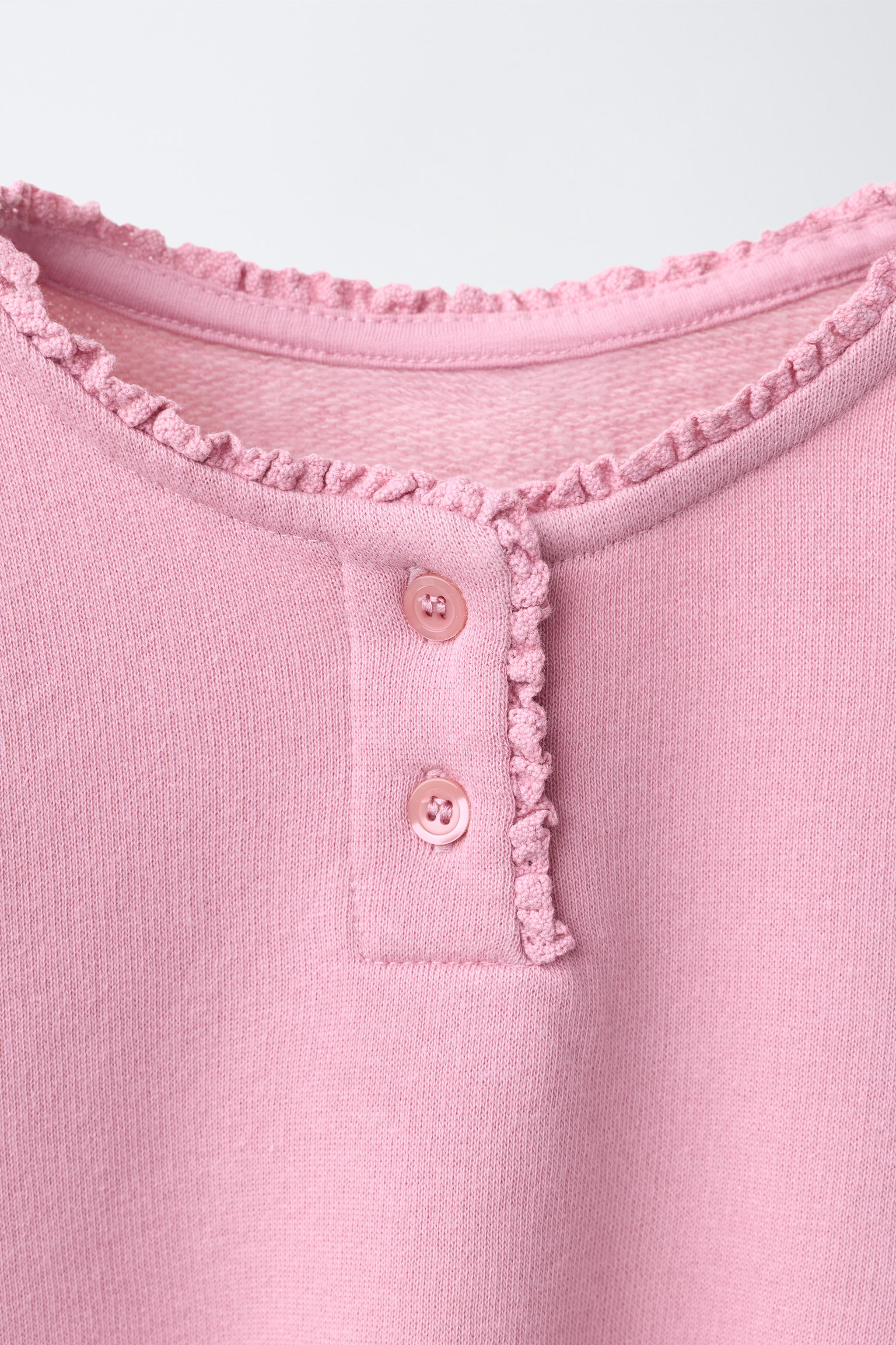WASHED LACE SWEATSHIRT