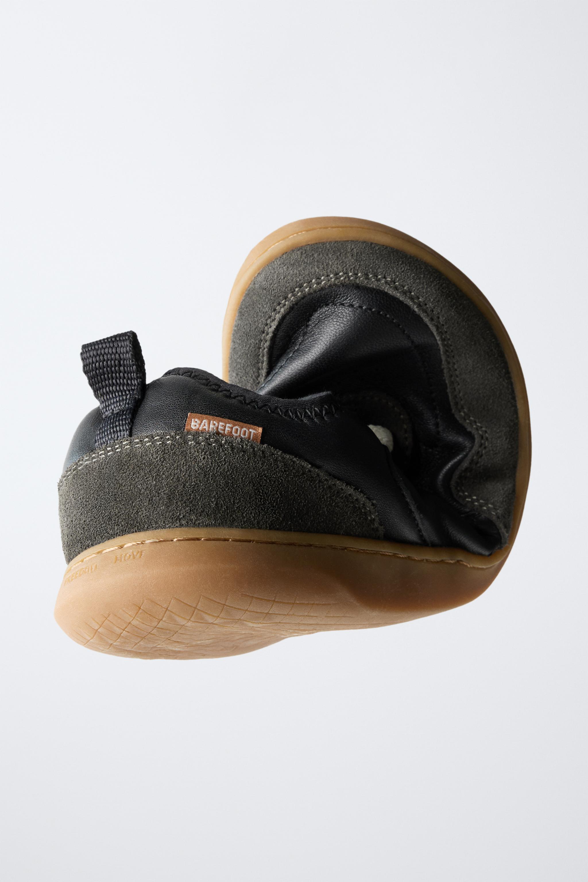 Shop Zara BAREFOOT LEATHER SNEAKERS at Beverly Center in Los