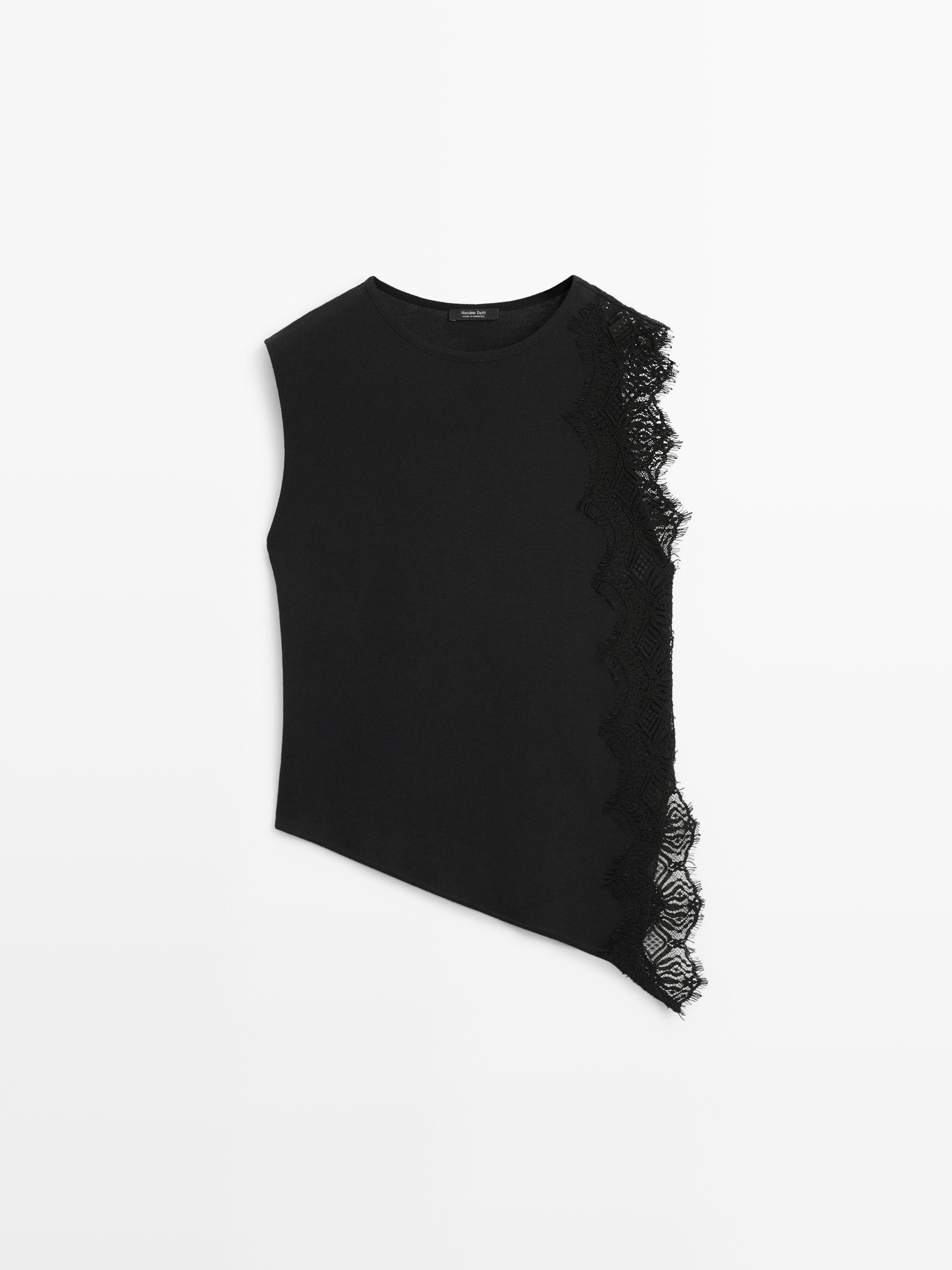 Sleeveless top with lace detail