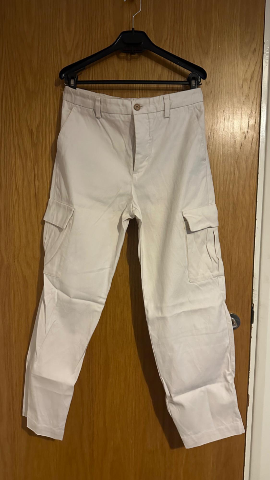CARGO TROUSERS