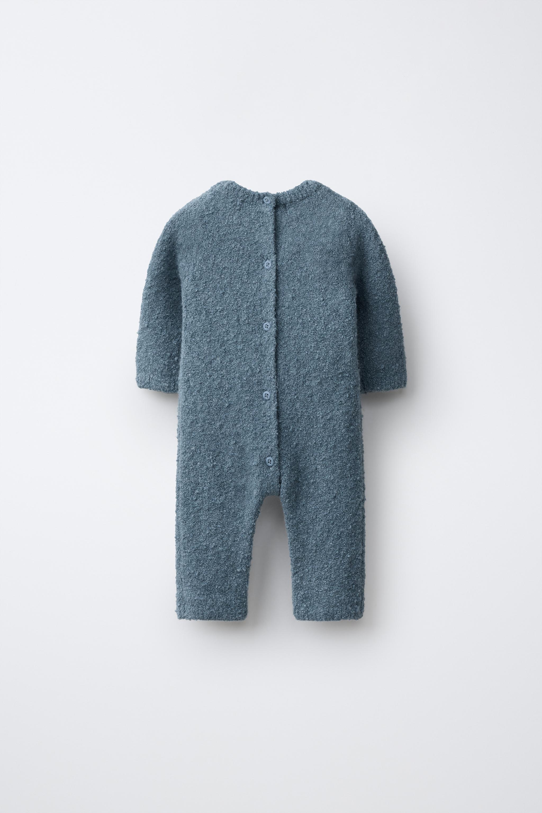 TEDDY BEAR PATCH KNIT JUMPSUIT — Mid-blue
