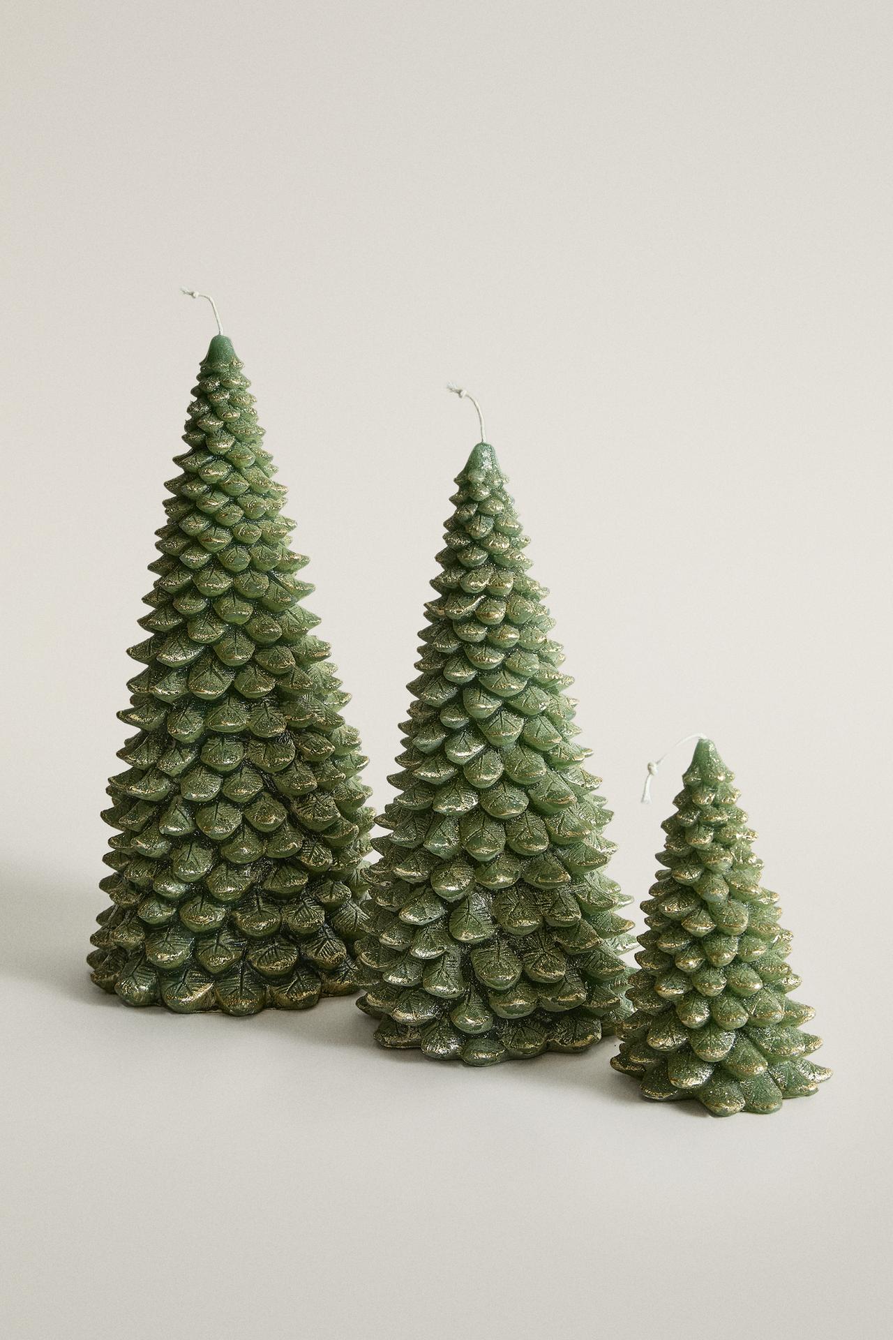 SNOWY GLITTER FIR TREE CHRISTMAS CANDLE — Green