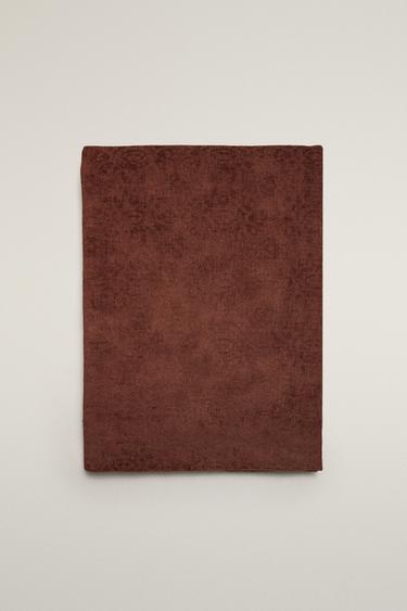 CHENILLE JACQUARD THROW - Pink by Zara