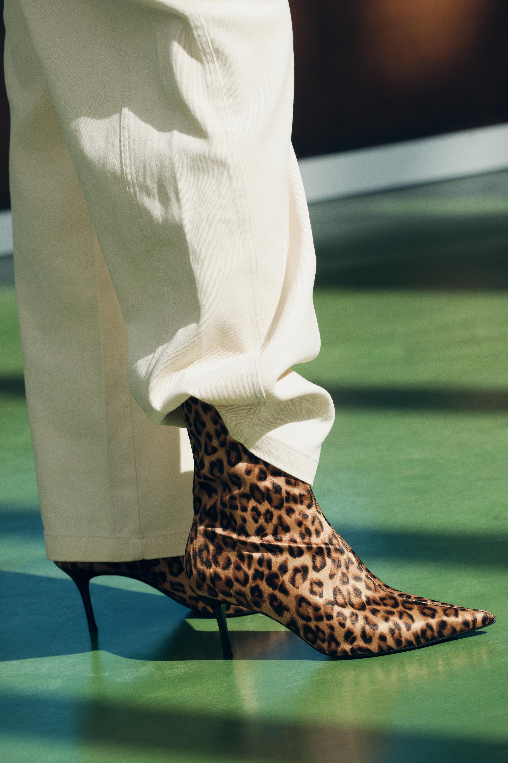 Ankle boots with leopard print heel hotsell