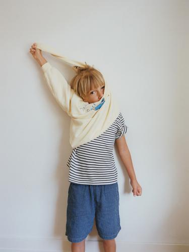 سويت شيرت بطوط © DISNEY - أصفر الخاص بـ Zara