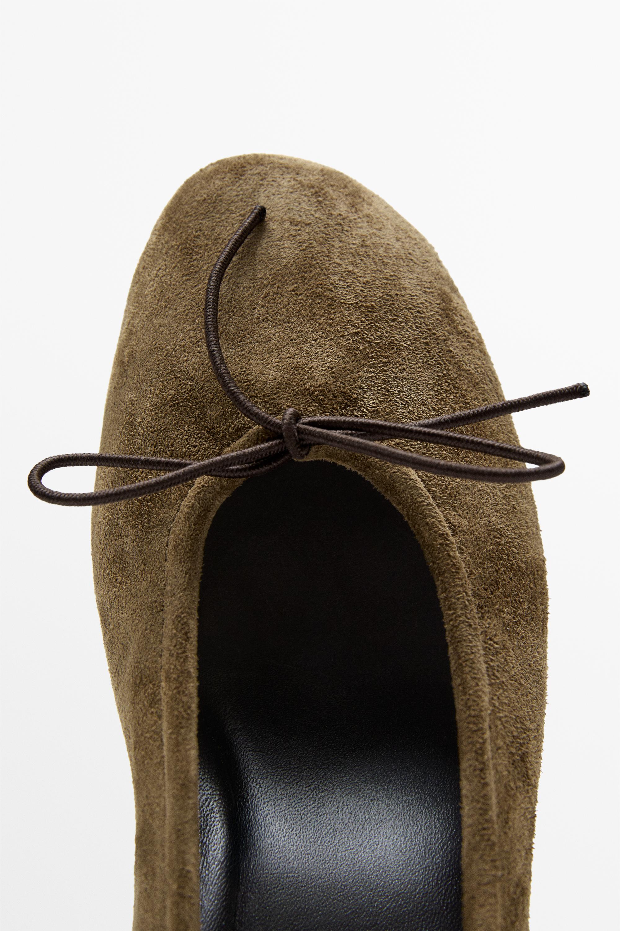 High-heel ballerinas