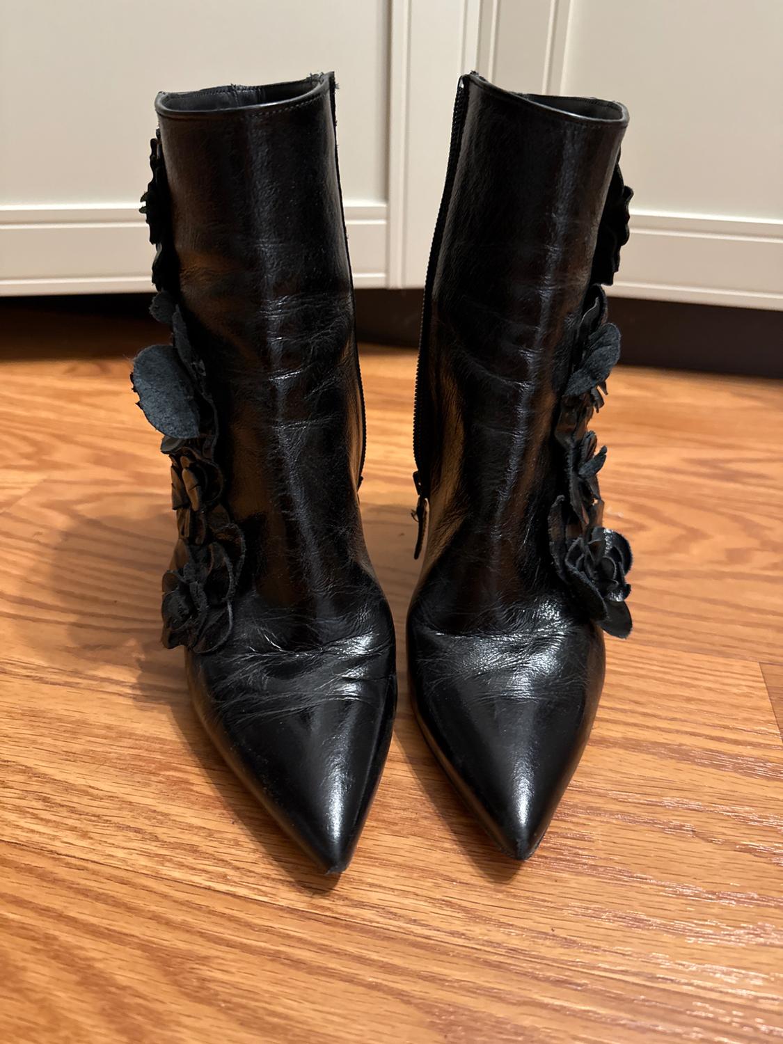 LEATHER BOOTIES - Image 2