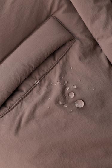 DOUDOUNE 50% PLUME ET 50% DUVET DÉPERLANTE - Marron / Taupe de Zara