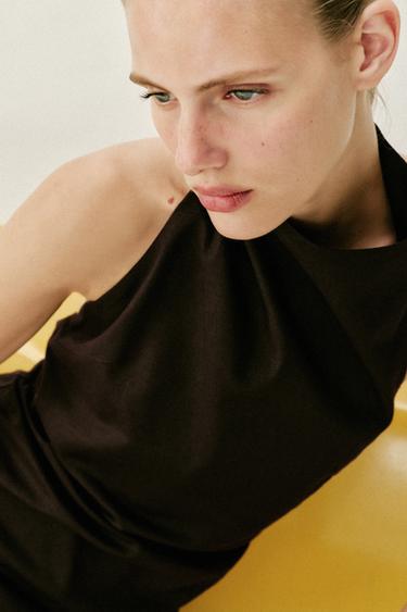TOP HALTER EN LIN - Marron foncé de Zara - Image 6