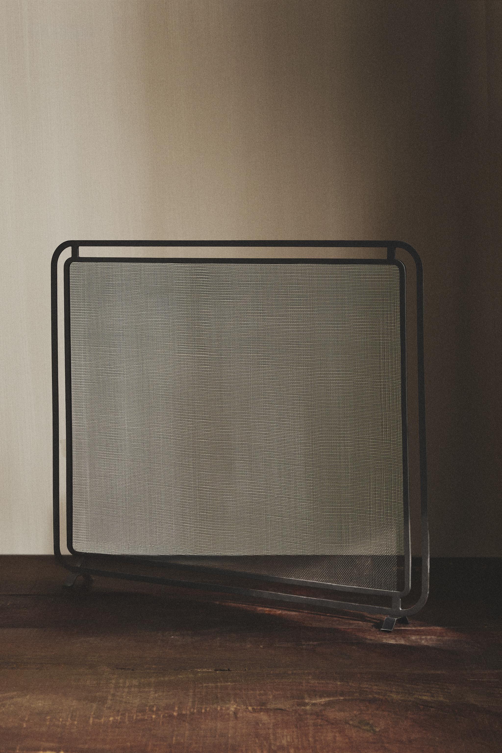 PARE-ÉTINCELLES EN FER POUR CHEMINÉE