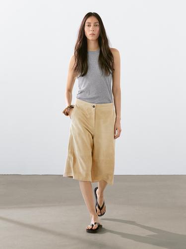 Bermuda long en cuir finition daim - Pierre de Zara