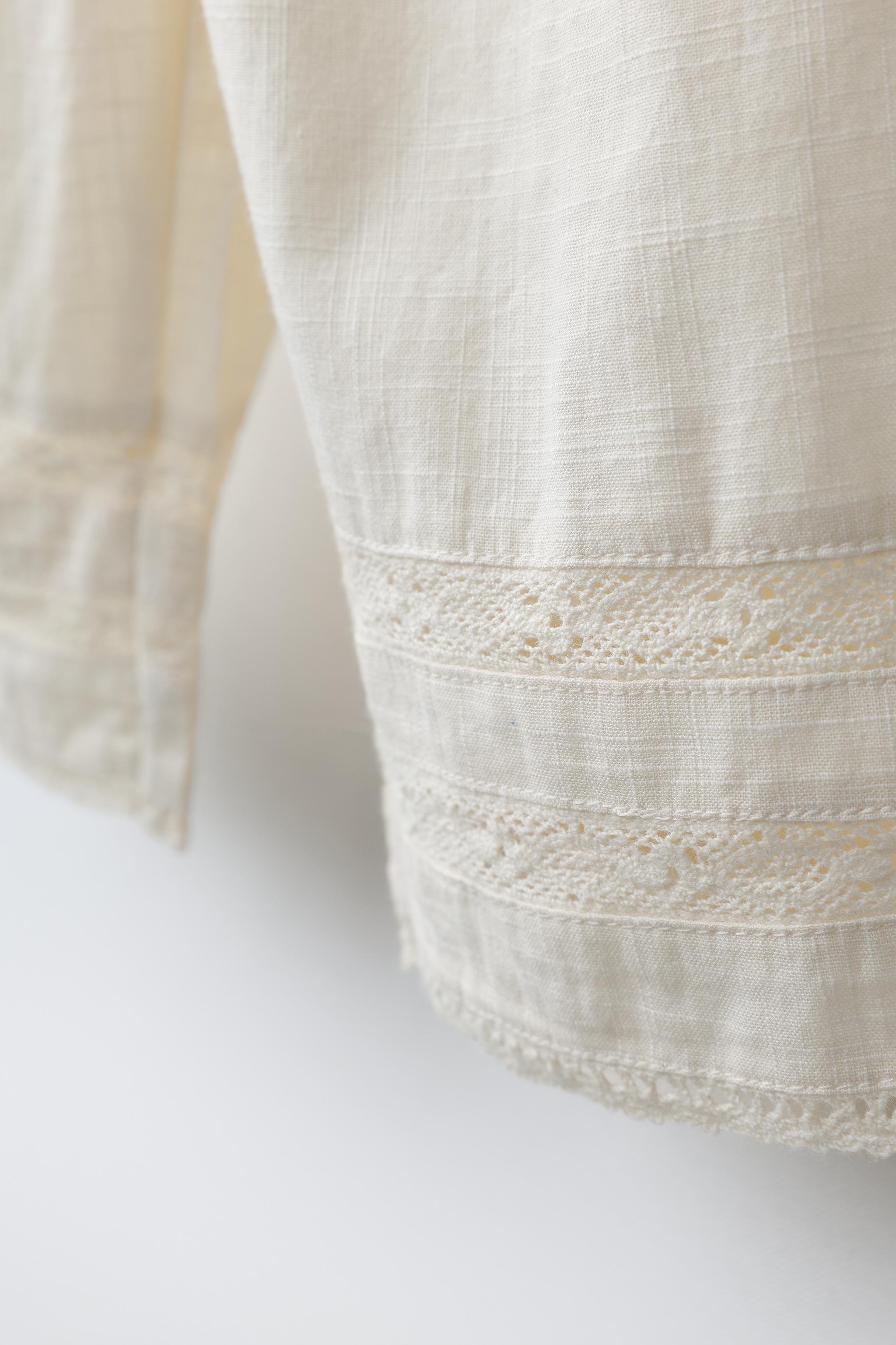 PANTALON À POCHES BRODÉES