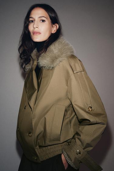 SHORT TRENCH COAT WITH FAUX FUR COLLAR ZW COLLECTION - Light khaki by Zara