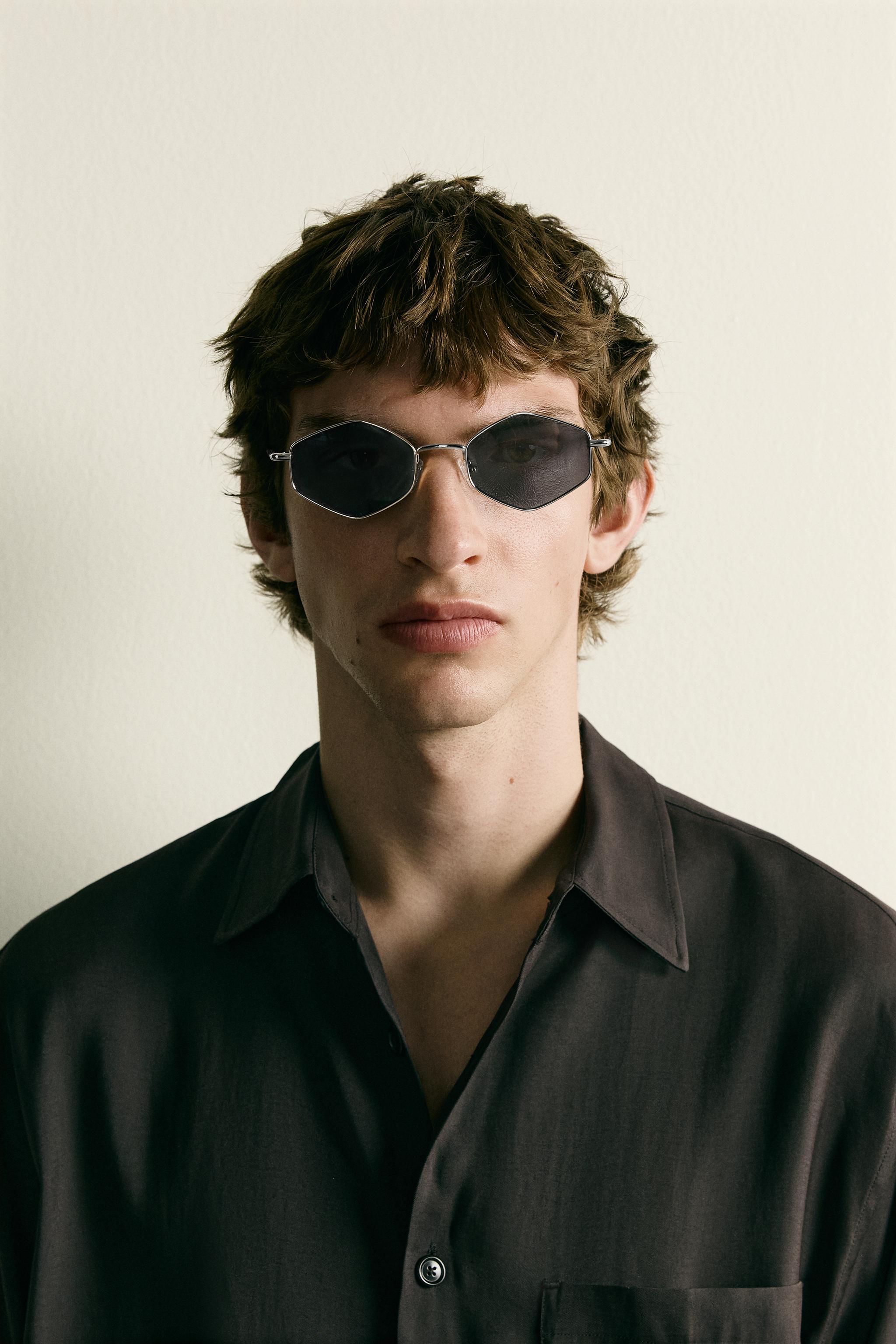 LUNETTES DE SOLEIL MONTURE GÉOMÉTRIQUE