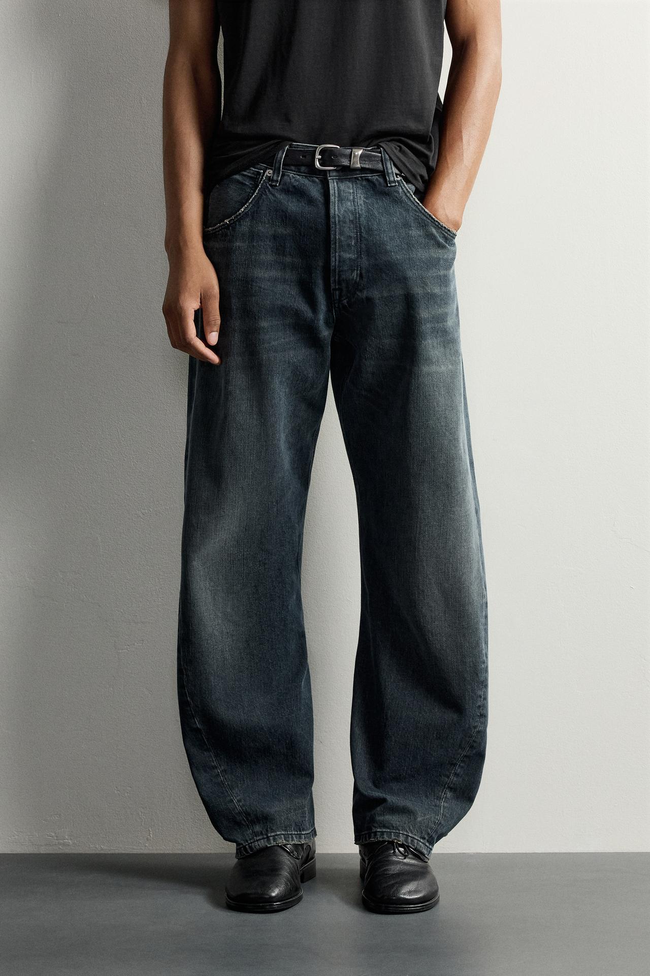 TWISTED-SEAM LOOSE FIT JEANS — Blue