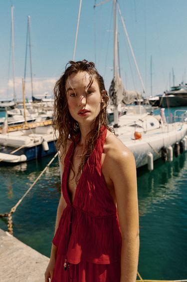TOP HALTER PLISSÉ AVEC LIN - Grenat de Zara - Image 2