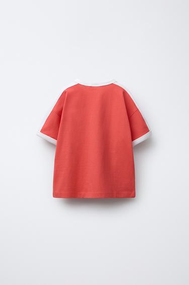 T-SHIRT À INSCRIPTION IMPRIMÉE EN RELIEF - Rouge / Blanc de Zara - Image 1