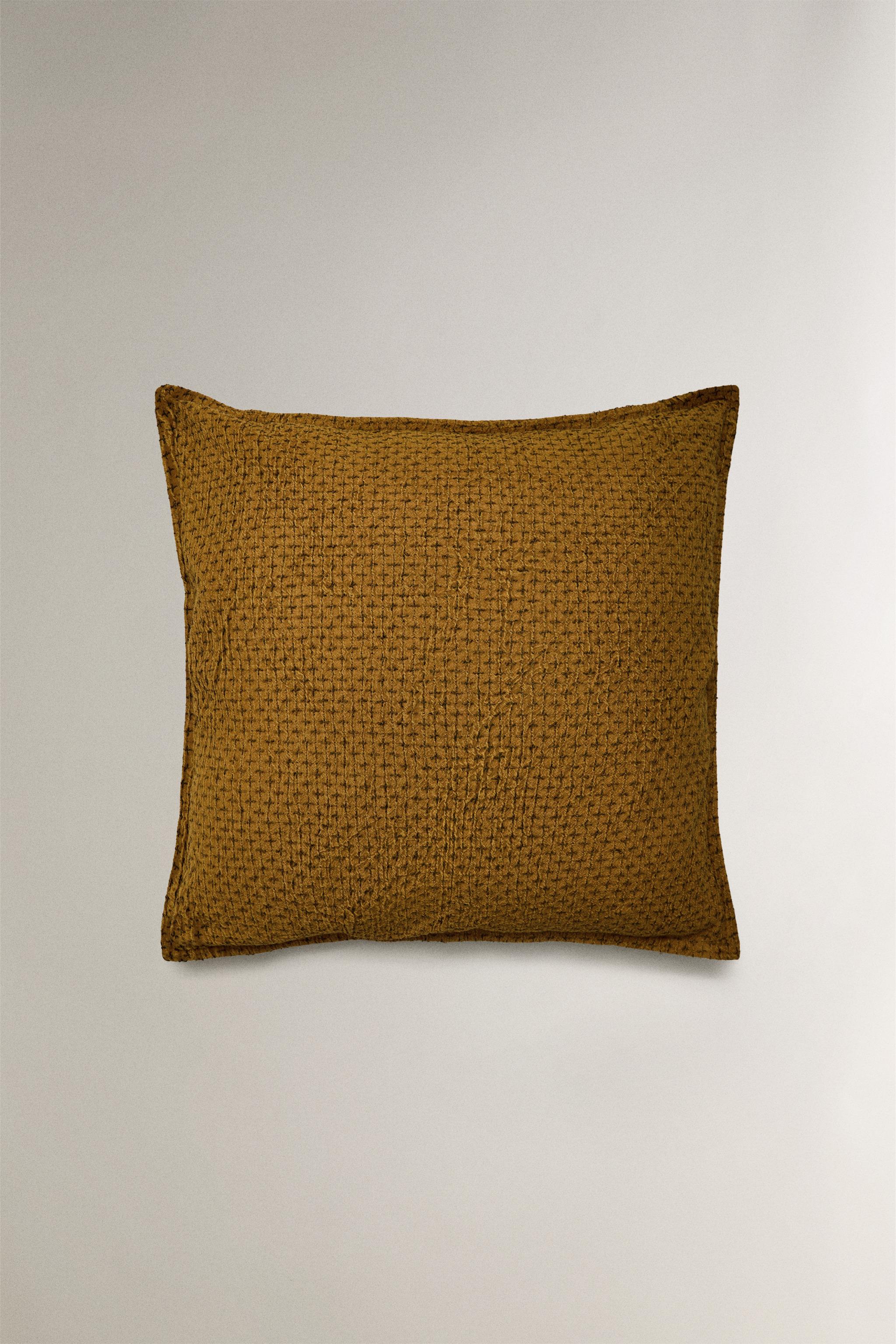 クロス クッションカバー - マスタード | ZARA Japan / 日本
