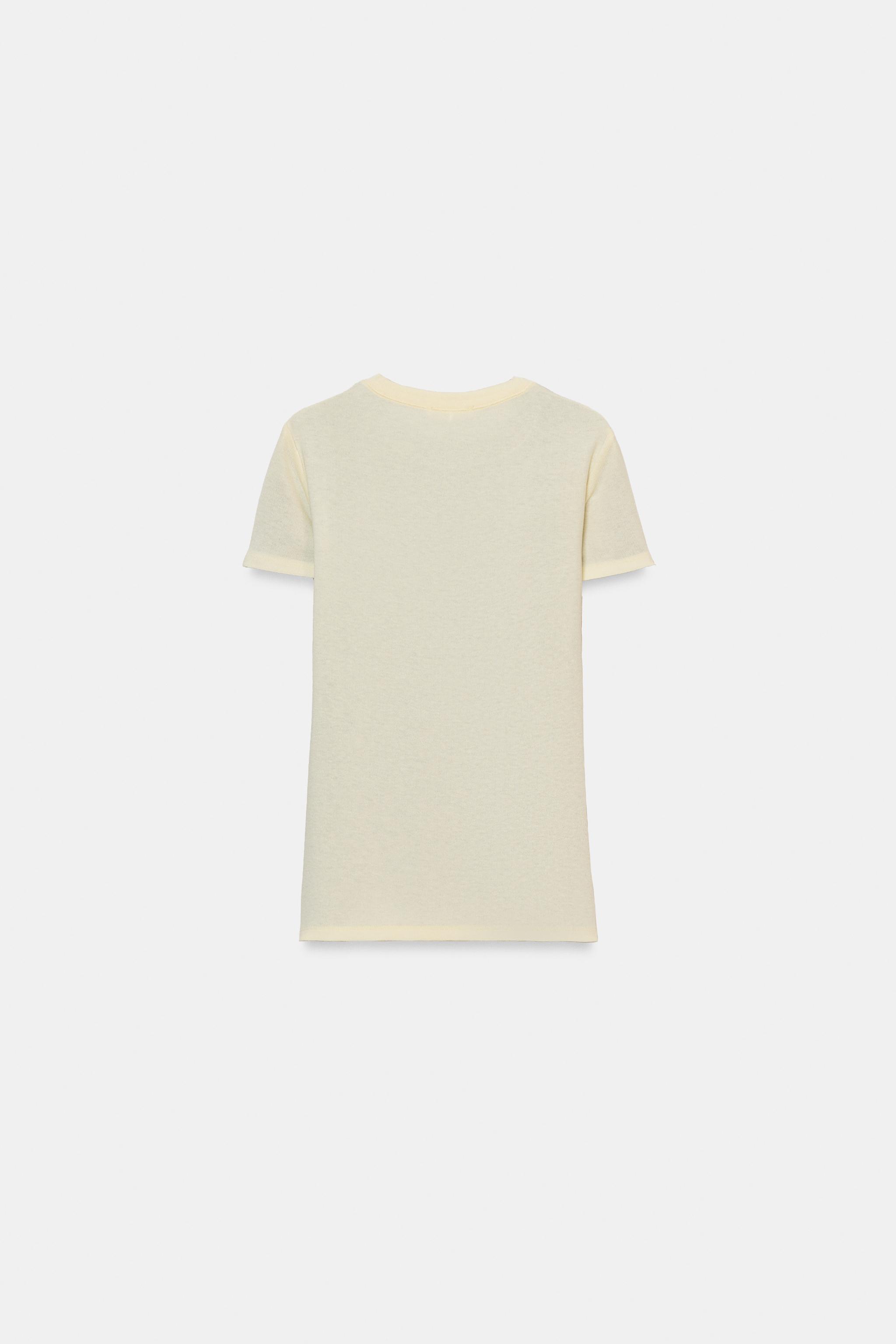 T-SHIRT EN MATIÈRES VARIÉES À MANCHES COURTES