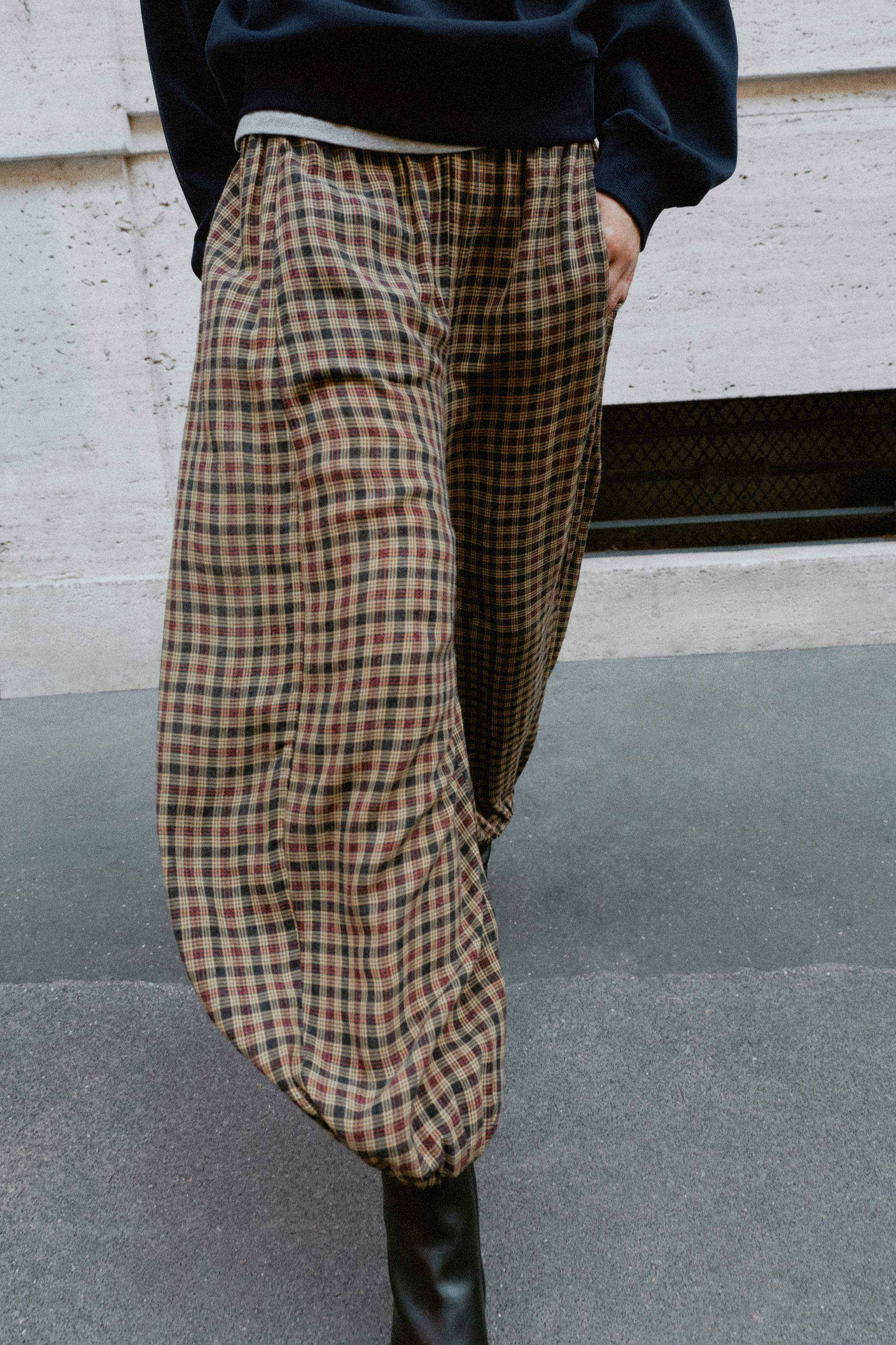 PLAID PARACHUTE PANTS