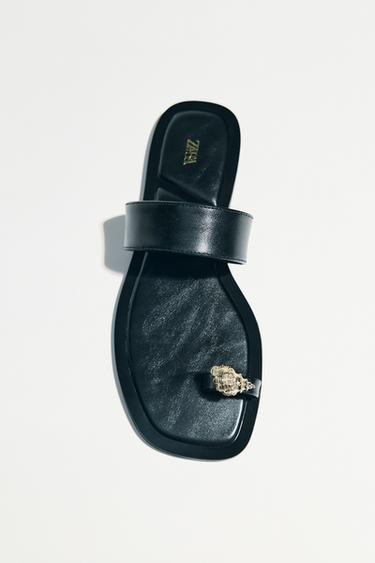 METALLIC BEAD TOE POST SANDALS - Black by Zara