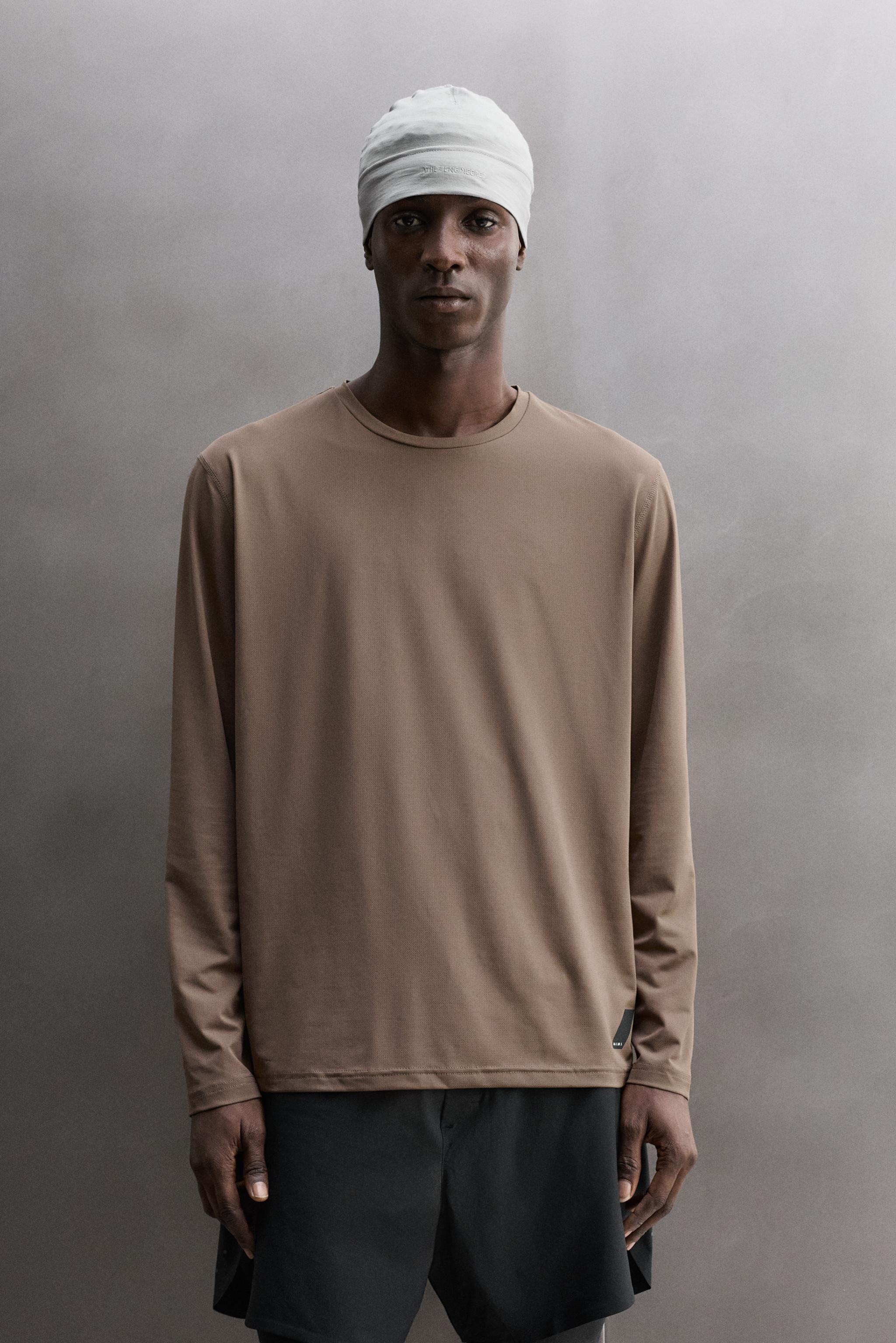 BASIC LONG SLEEVE TECHNICAL T-SHIRT - Brown | ZARA United States