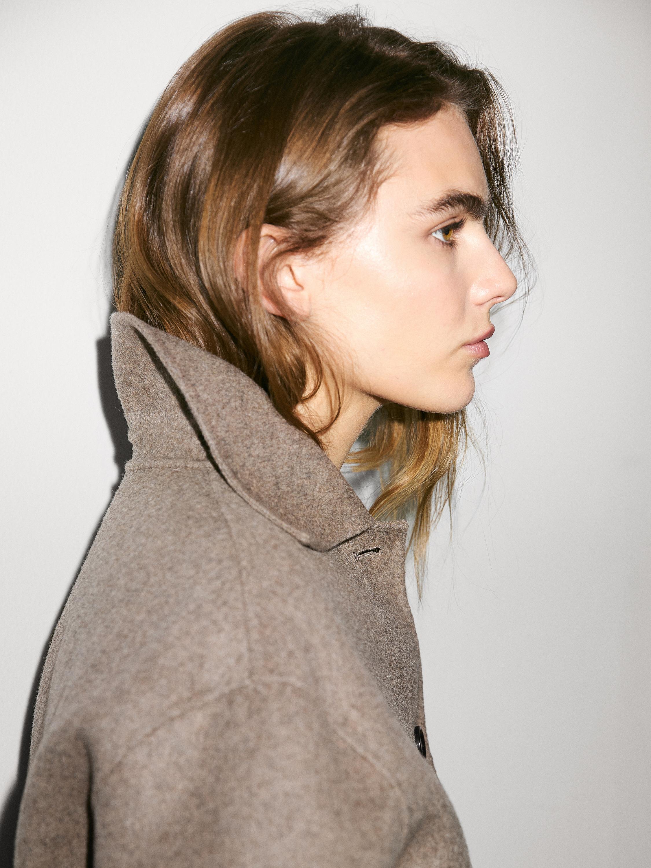 Short wool blend coat with buttons