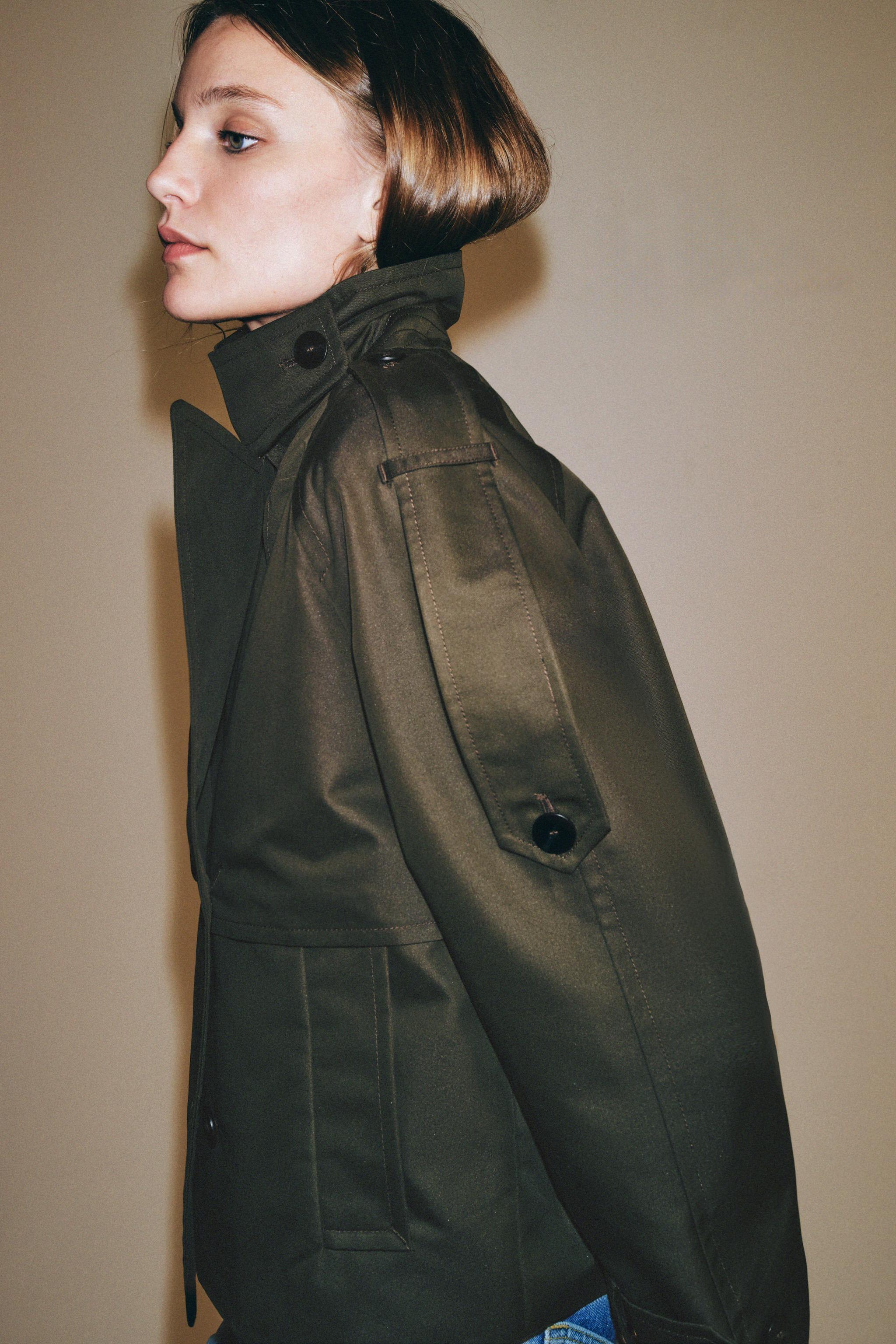 ZW COLLECTION ショート丈トレンチコート - ダークカーキ | ZARA Japan