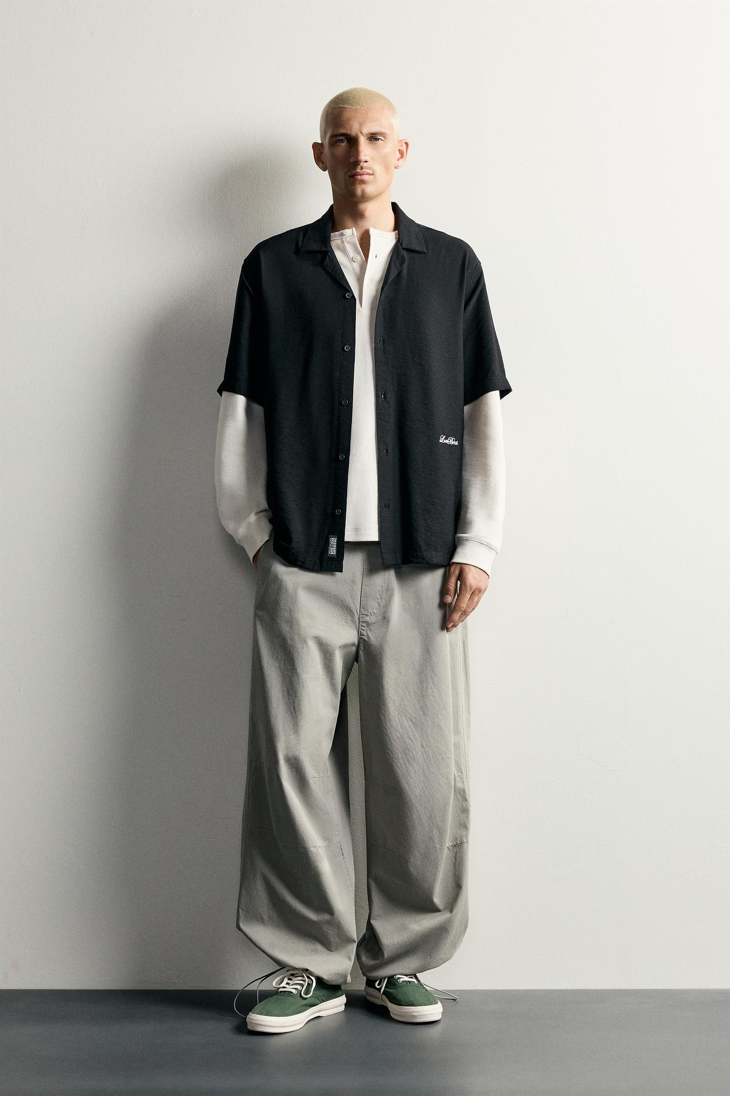Мужская рубашка Zara Relaxed Fit Embroidered Text, цвет: Чёрный — фото 1