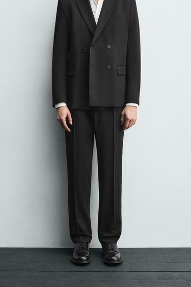 PANTALÓN TRAJE CONFORT PLIEGUES - Negro de Zara