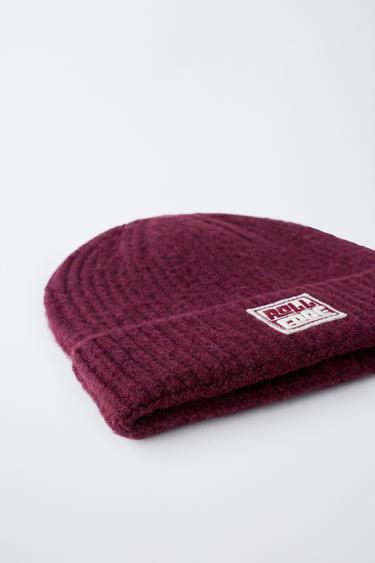 KNIT BEANIE WITH LABEL - Burgundy by Zara