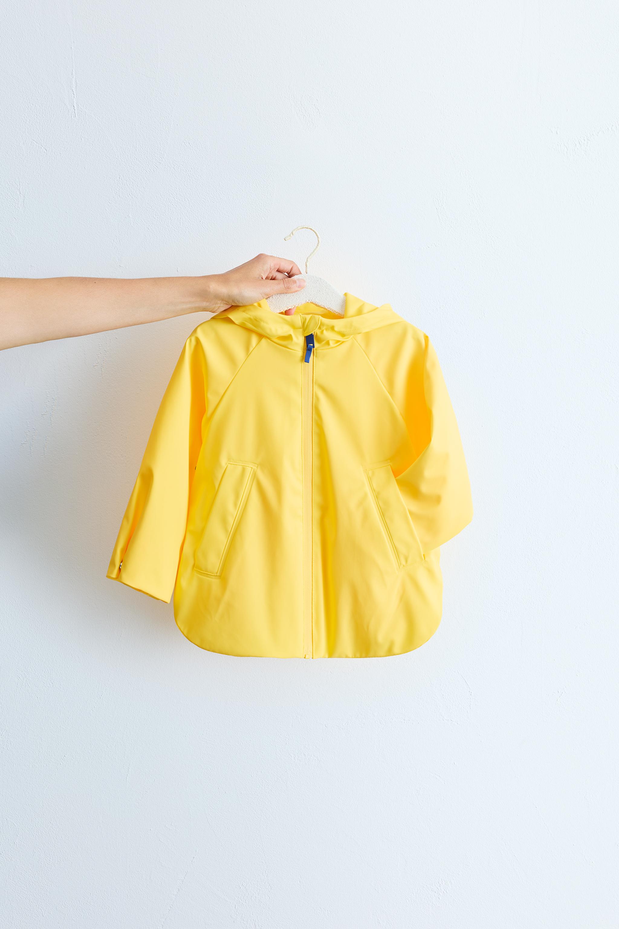 ZARA TIMELESS - SOLID WATER REPELLENT RAINCOAT — Yellow