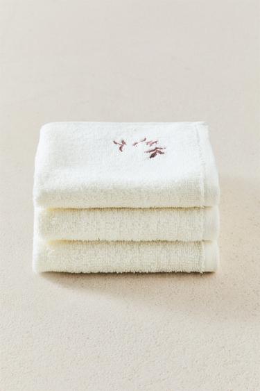 BATH MAT WITH PLANT EMBROIDERY — Pale pink 1