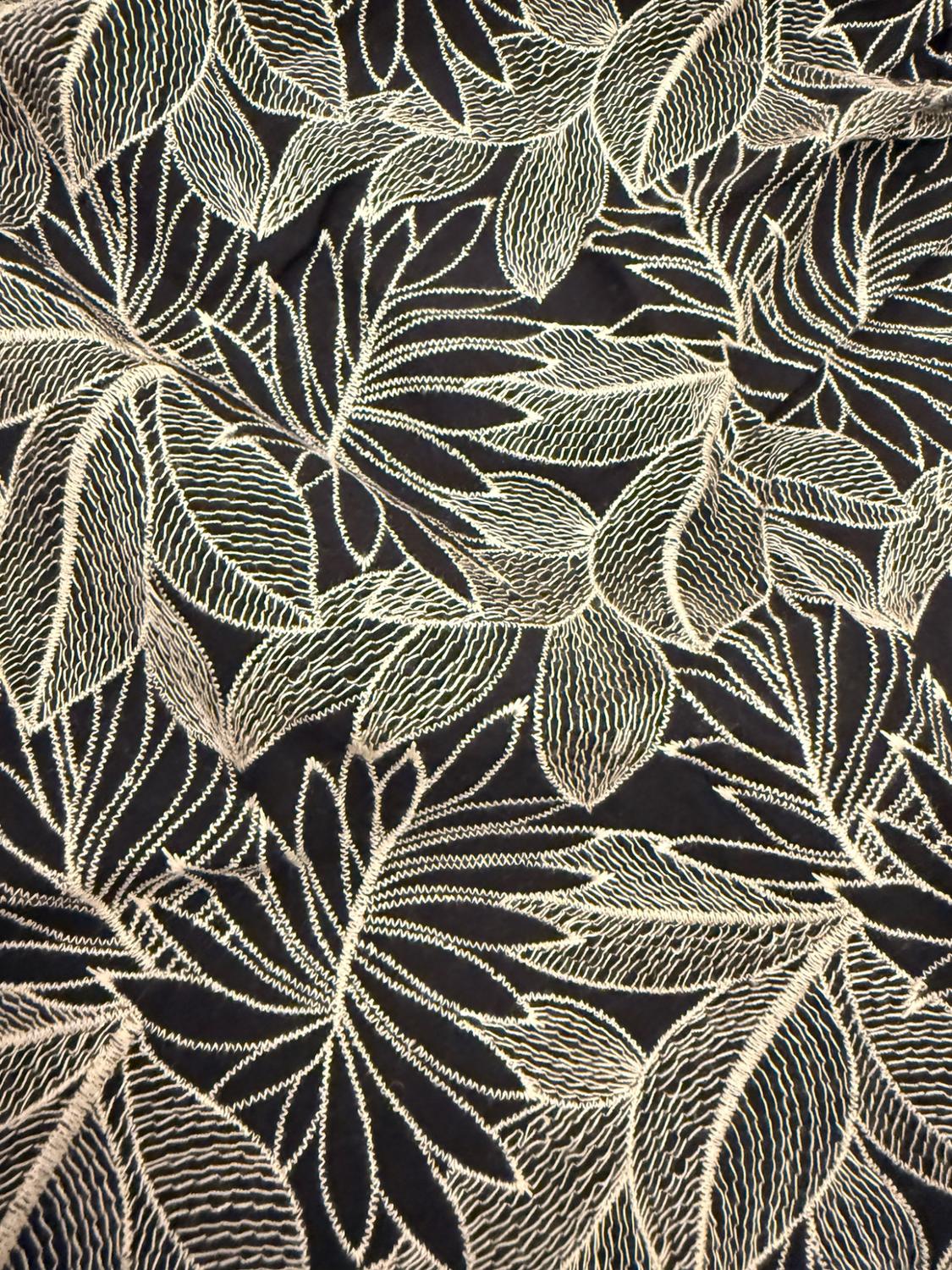MIDI DRESS WITH EMBROIDERED LEAVES - Image 5