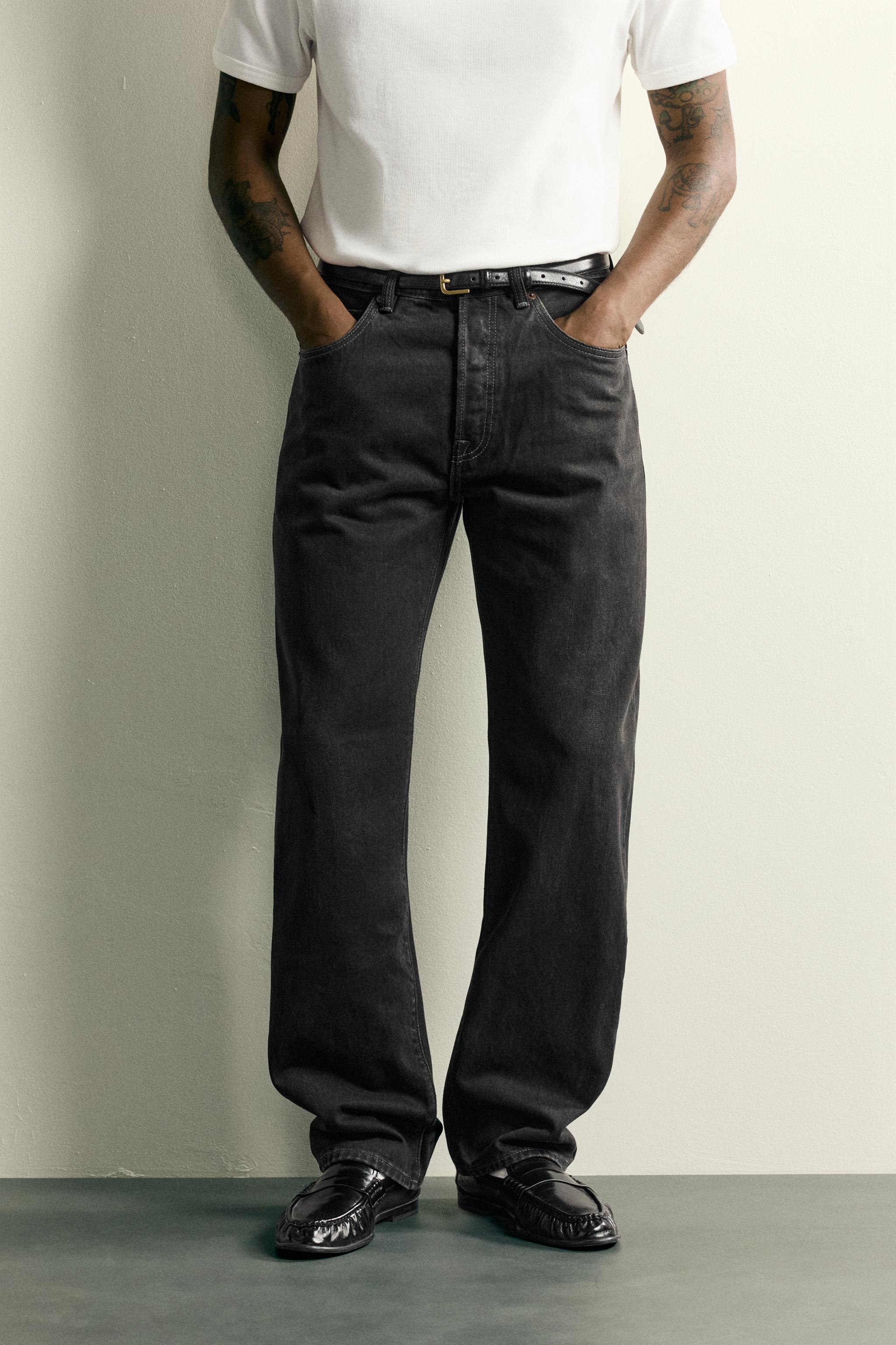 STRAIGHT FIT JEANS