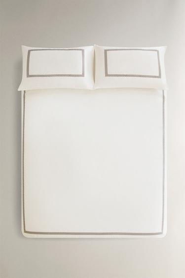 GEOMETRIC EMBROIDERED SATEEN DUVET COVER - Brown / Taupe by Zara