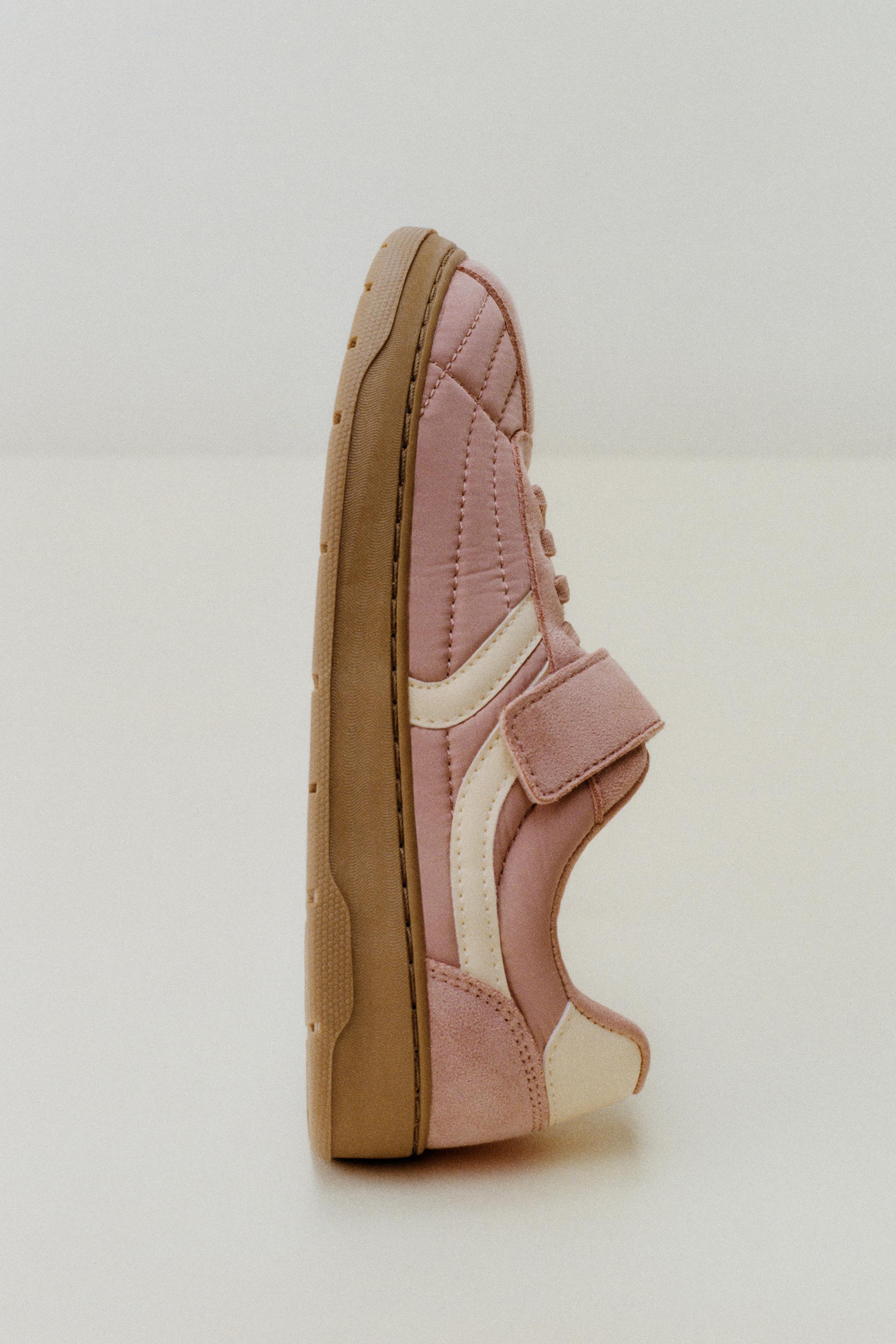 BAREFOOT SNEAKERS — Pink